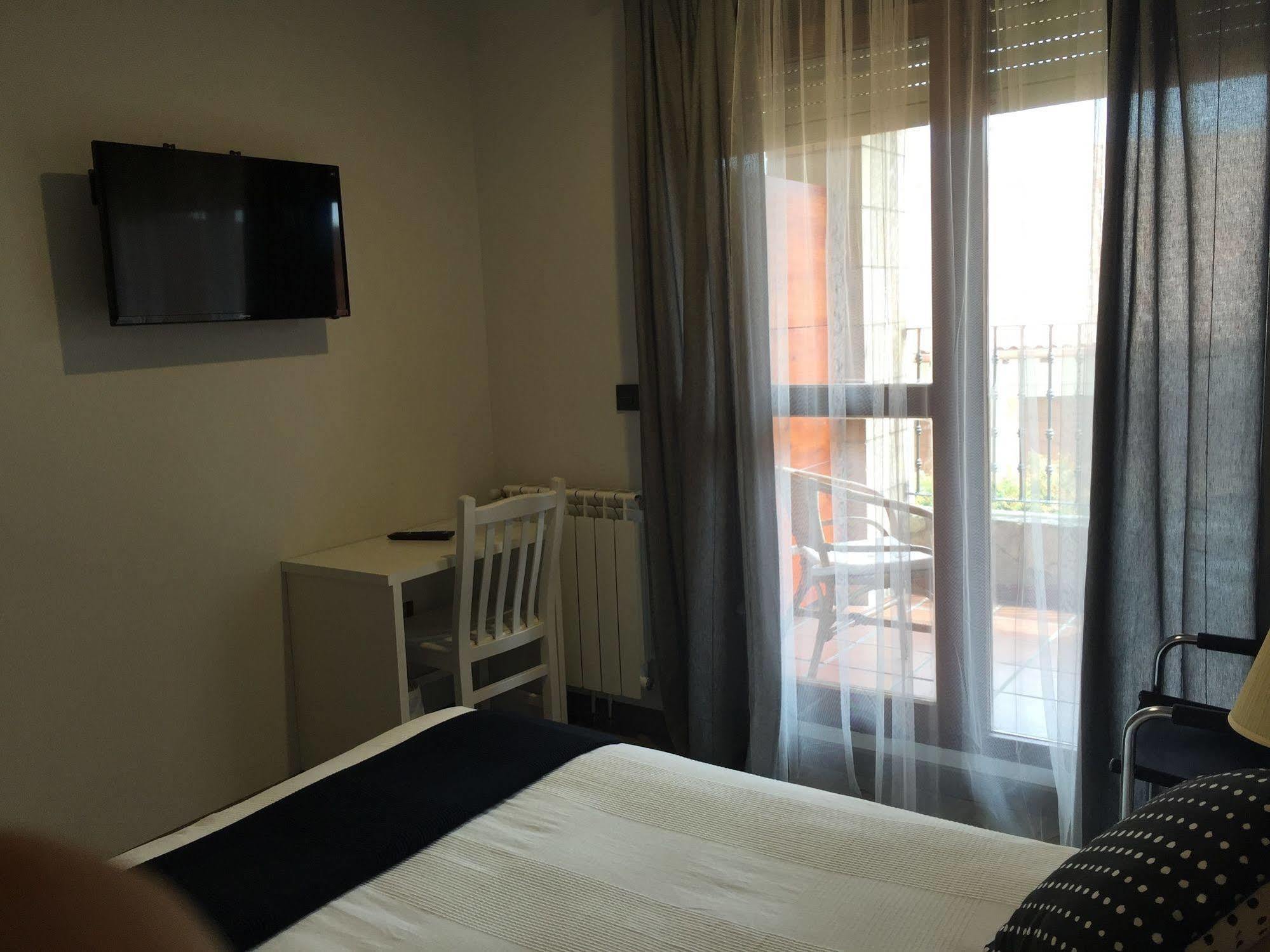 Hosteria La Moraleja โซลาเรส ภายนอก รูปภาพ