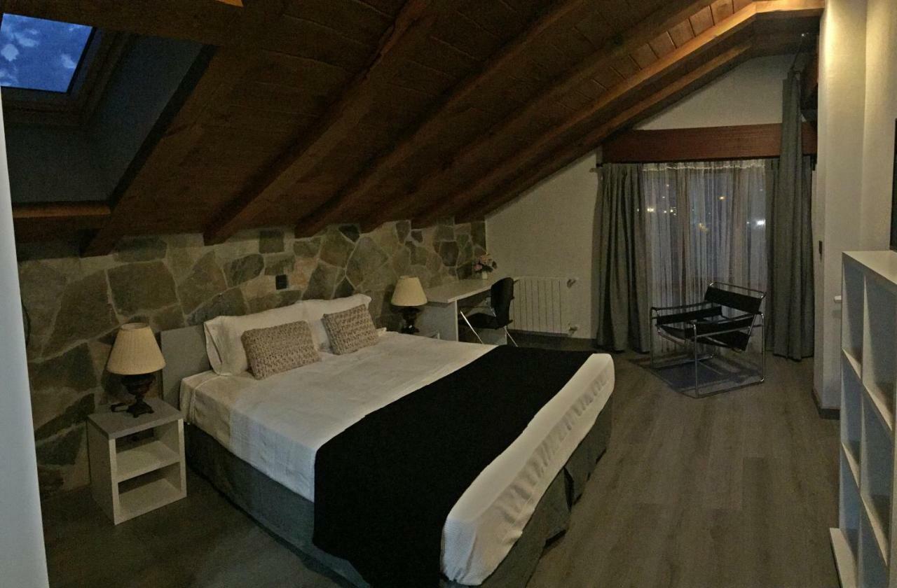 Hosteria La Moraleja โซลาเรส ภายนอก รูปภาพ