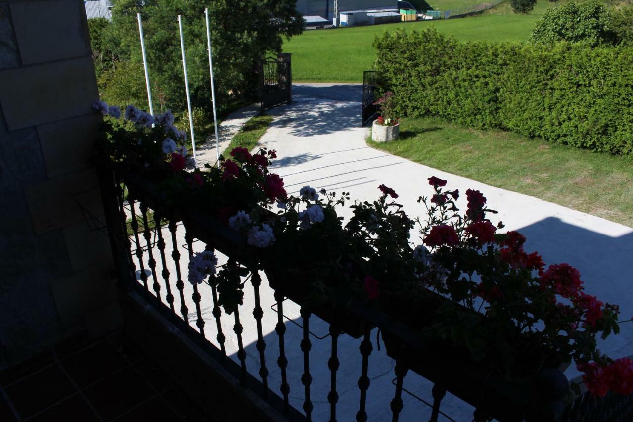 Hosteria La Moraleja โซลาเรส ภายนอก รูปภาพ